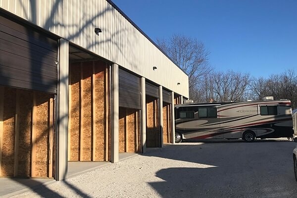 RV enclosed storage facility